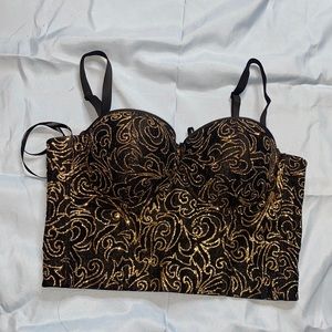 Corset like crop top